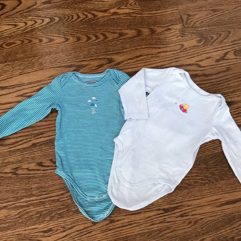 Set of 2 bodysuits